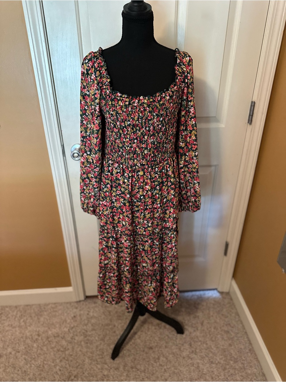 Smocked Floral Midi Dress with Long Sleeves - Black and Pink